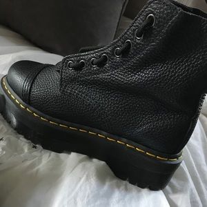 Doc Dr. Martens Sinclair Boots Size 7